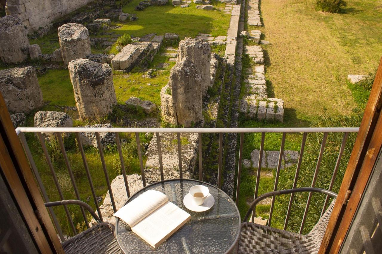Apollonion Hh Above Apollo'S Temple Ortygia Apartment Syracuse Bagian luar foto