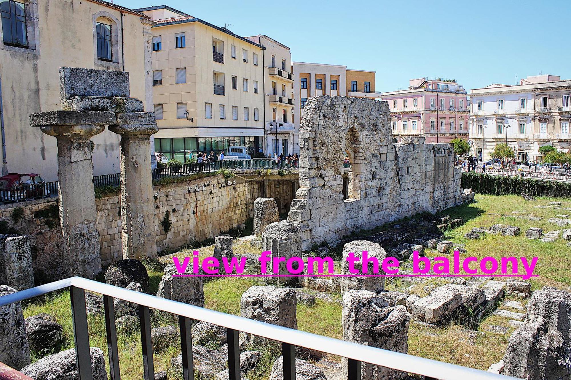 Apollonion Hh Above Apollo'S Temple Ortygia Apartment Syracuse Bagian luar foto